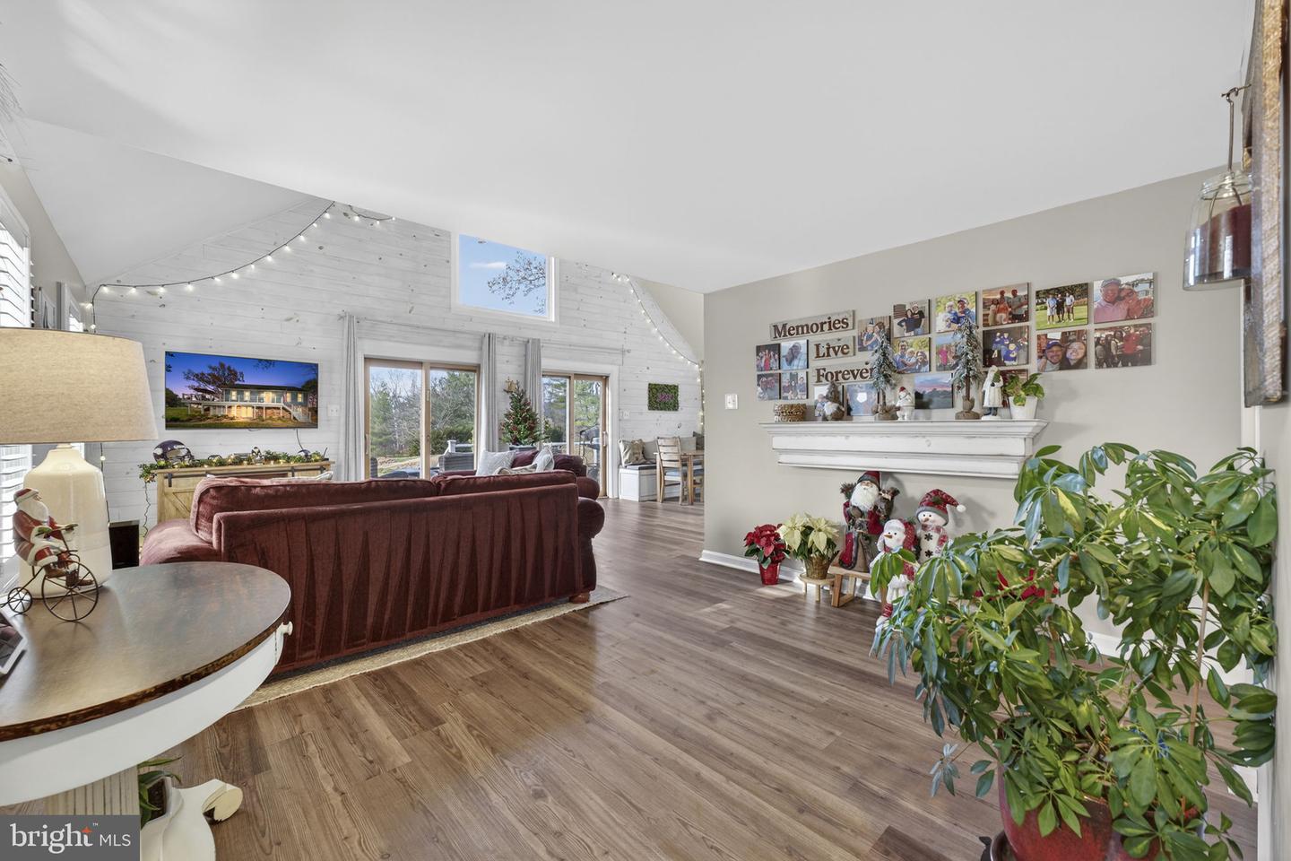 9666 SPRINGS RD, WARRENTON, Virginia 20186, 3 Bedrooms Bedrooms, ,3 BathroomsBathrooms,Residential,For sale,9666 SPRINGS RD,VAFQ2019830 MLS # VAFQ2019830