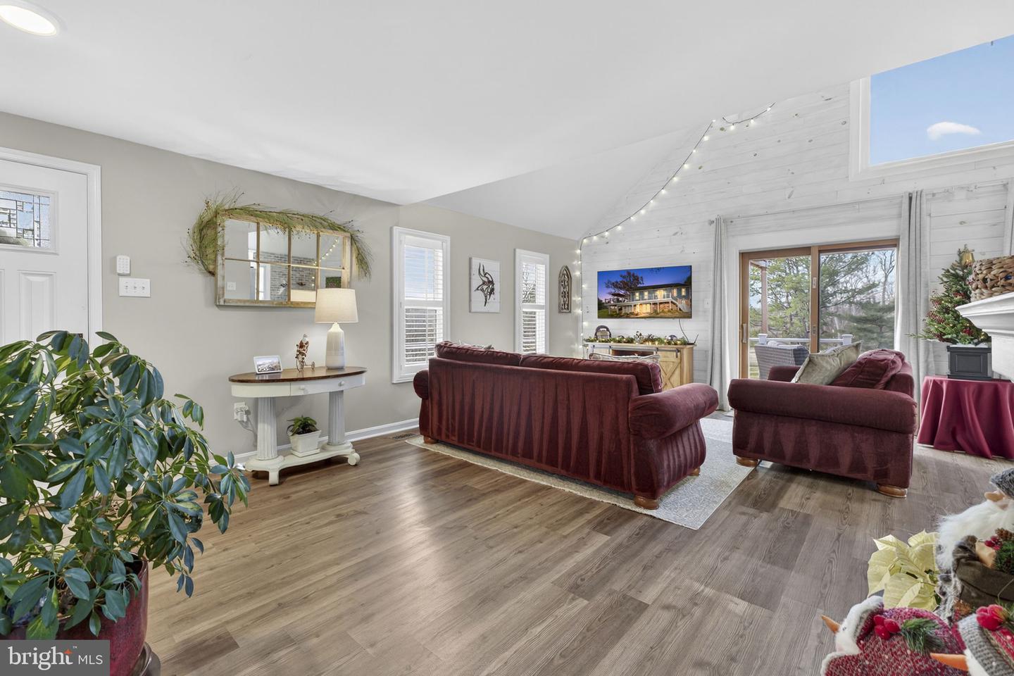 9666 SPRINGS RD, WARRENTON, Virginia 20186, 3 Bedrooms Bedrooms, ,3 BathroomsBathrooms,Residential,For sale,9666 SPRINGS RD,VAFQ2019830 MLS # VAFQ2019830