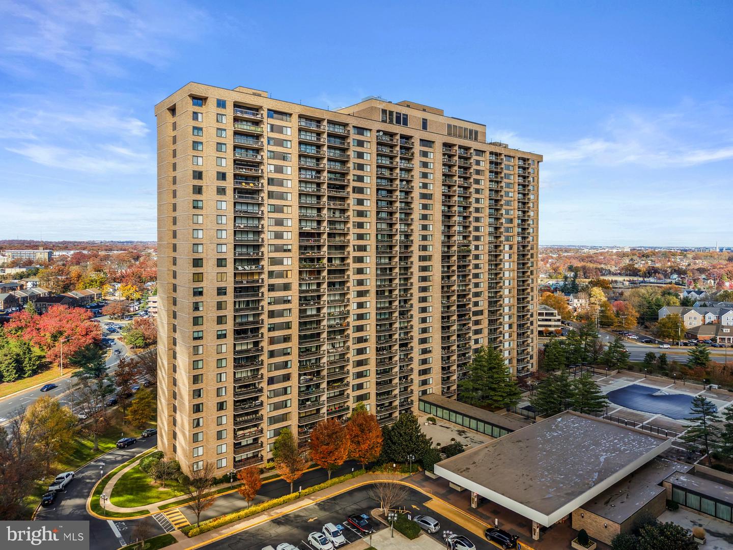 3701 S GEORGE MASON DR #2410N, FALLS CHURCH, Virginia 22041, 1 Bedroom Bedrooms, ,1 BathroomBathrooms,Residential,For sale,3701 S GEORGE MASON DR #2410N,VAFX2281380 MLS # VAFX2281380