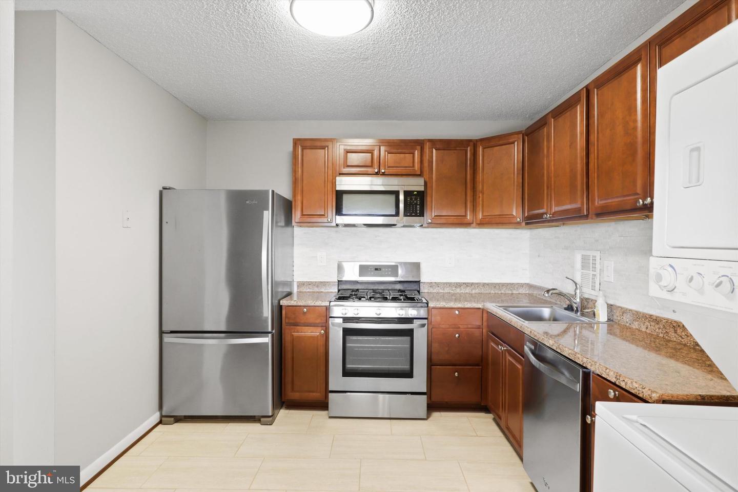 3701 S GEORGE MASON DR #2410N, FALLS CHURCH, Virginia 22041, 1 Bedroom Bedrooms, ,1 BathroomBathrooms,Residential,For sale,3701 S GEORGE MASON DR #2410N,VAFX2281380 MLS # VAFX2281380