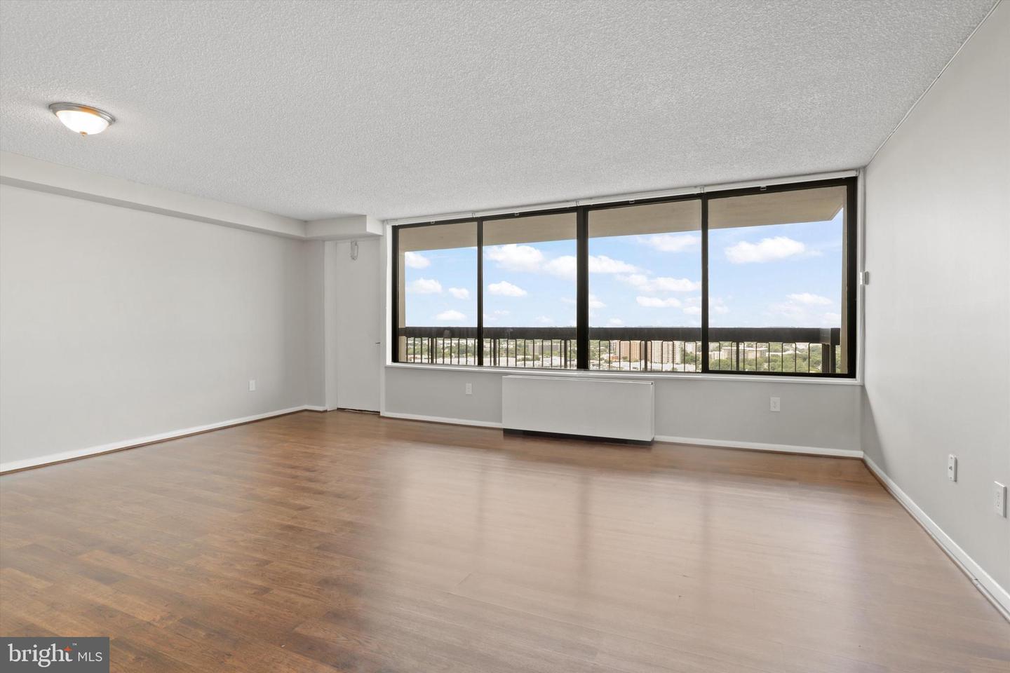 3701 S GEORGE MASON DR #2410N, FALLS CHURCH, Virginia 22041, 1 Bedroom Bedrooms, ,1 BathroomBathrooms,Residential,For sale,3701 S GEORGE MASON DR #2410N,VAFX2281380 MLS # VAFX2281380