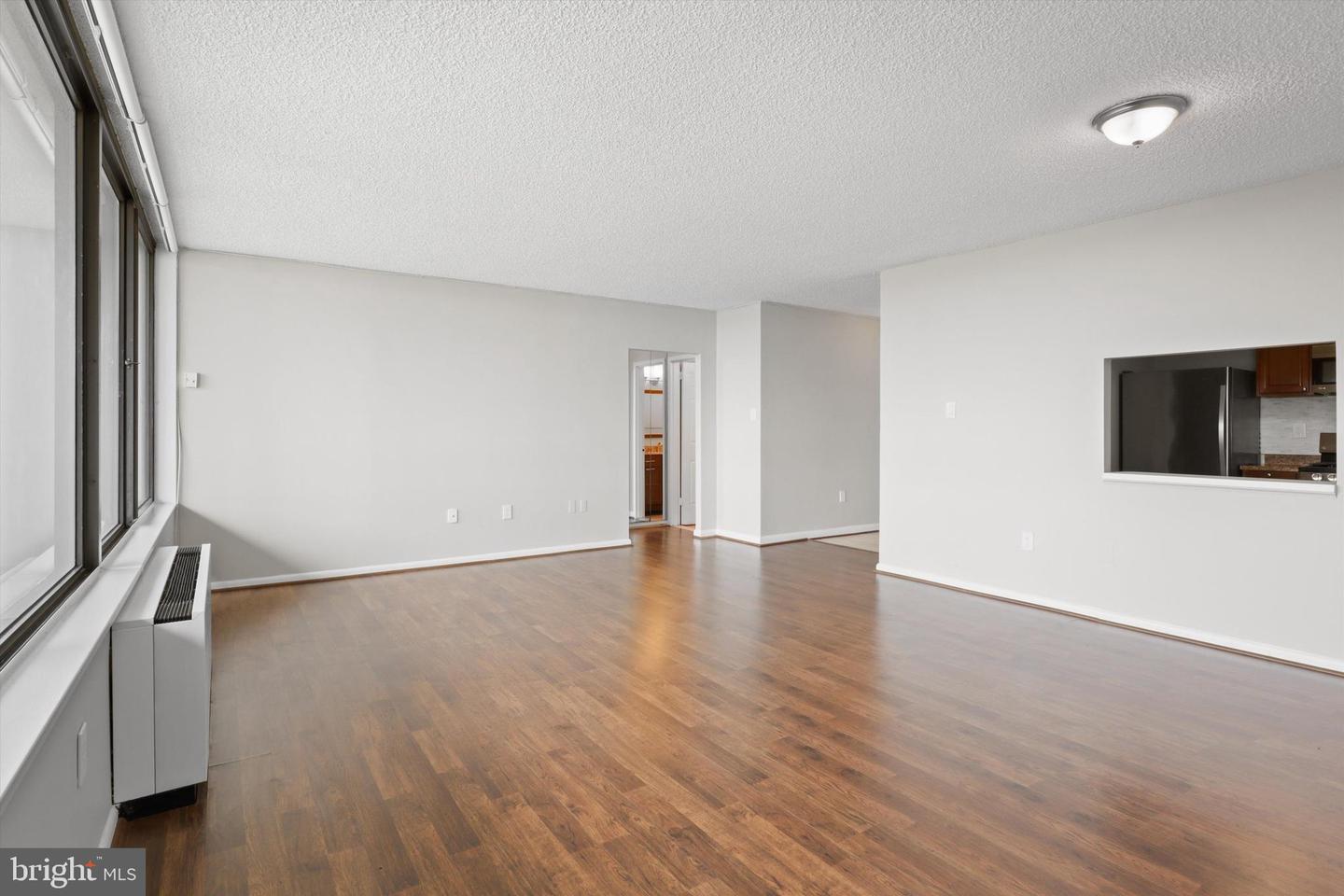 3701 S GEORGE MASON DR #2410N, FALLS CHURCH, Virginia 22041, 1 Bedroom Bedrooms, ,1 BathroomBathrooms,Residential,For sale,3701 S GEORGE MASON DR #2410N,VAFX2281380 MLS # VAFX2281380