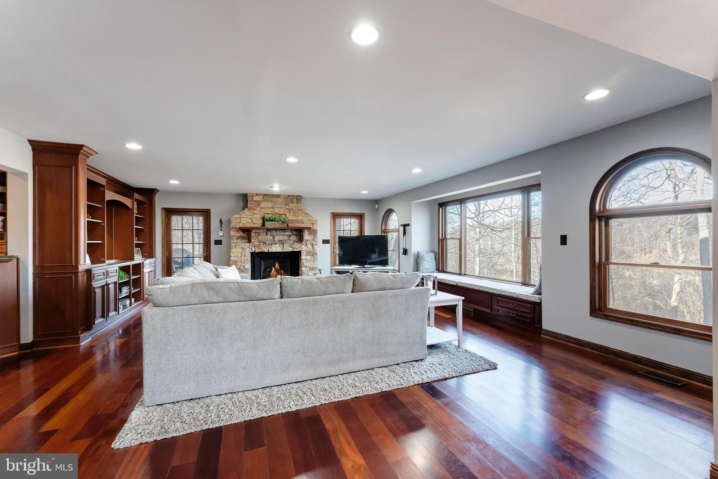 222 BARRED OWL LN, BOYCE, Virginia 22620, 4 Bedrooms Bedrooms, ,3 BathroomsBathrooms,Residential,For sale,222 BARRED OWL LN,VACL2006258 MLS # VACL2006258 222 BARRED OWL LN, BOYCE, Virginia 22620, 4 Bedrooms Bedrooms, ,3 BathroomsBathrooms,Residential,For sale,222 BARRED OWL LN,VACL2006258 MLS # VACL2006258