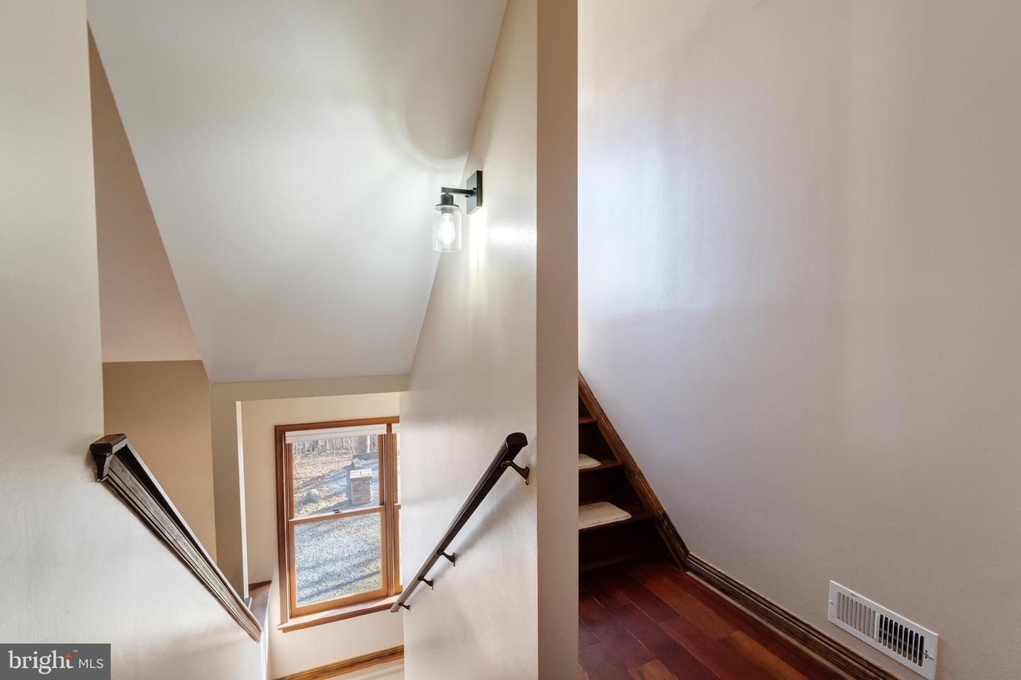 222 BARRED OWL LN, BOYCE, Virginia 22620, 4 Bedrooms Bedrooms, ,3 BathroomsBathrooms,Residential,For sale,222 BARRED OWL LN,VACL2006258 MLS # VACL2006258 222 BARRED OWL LN, BOYCE, Virginia 22620, 4 Bedrooms Bedrooms, ,3 BathroomsBathrooms,Residential,For sale,222 BARRED OWL LN,VACL2006258 MLS # VACL2006258