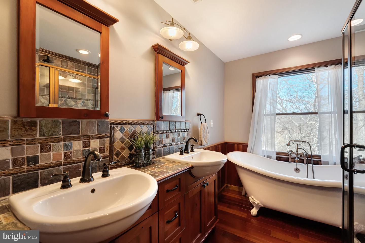 222 BARRED OWL LN, BOYCE, Virginia 22620, 4 Bedrooms Bedrooms, ,3 BathroomsBathrooms,Residential,For sale,222 BARRED OWL LN,VACL2006258 MLS # VACL2006258 222 BARRED OWL LN, BOYCE, Virginia 22620, 4 Bedrooms Bedrooms, ,3 BathroomsBathrooms,Residential,For sale,222 BARRED OWL LN,VACL2006258 MLS # VACL2006258