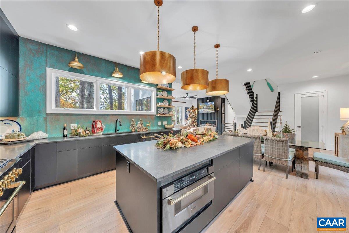 16358 MONETA RD, MONETA, Virginia 24121, 5 Bedrooms Bedrooms, ,3 BathroomsBathrooms,Residential,For sale,16358 MONETA RD,671614 MLS # 671614 16358 MONETA RD, MONETA, Virginia 24121, 5 Bedrooms Bedrooms, ,3 BathroomsBathrooms,Residential,For sale,16358 MONETA RD,671614 MLS # 671614