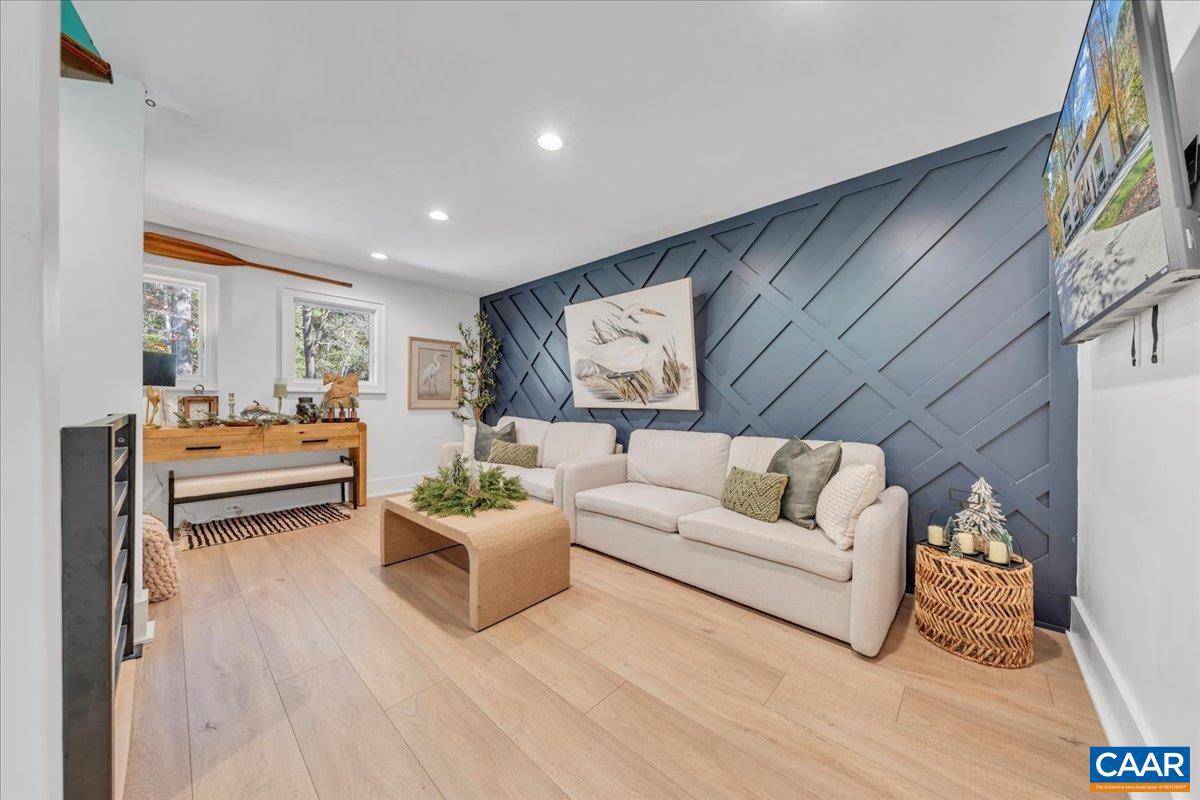 16358 MONETA RD, MONETA, Virginia 24121, 5 Bedrooms Bedrooms, ,3 BathroomsBathrooms,Residential,For sale,16358 MONETA RD,671614 MLS # 671614 16358 MONETA RD, MONETA, Virginia 24121, 5 Bedrooms Bedrooms, ,3 BathroomsBathrooms,Residential,For sale,16358 MONETA RD,671614 MLS # 671614