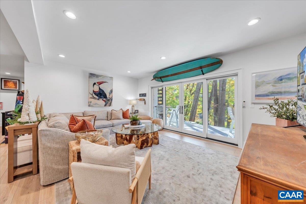 16358 MONETA RD, MONETA, Virginia 24121, 5 Bedrooms Bedrooms, ,3 BathroomsBathrooms,Residential,For sale,16358 MONETA RD,671614 MLS # 671614 16358 MONETA RD, MONETA, Virginia 24121, 5 Bedrooms Bedrooms, ,3 BathroomsBathrooms,Residential,For sale,16358 MONETA RD,671614 MLS # 671614