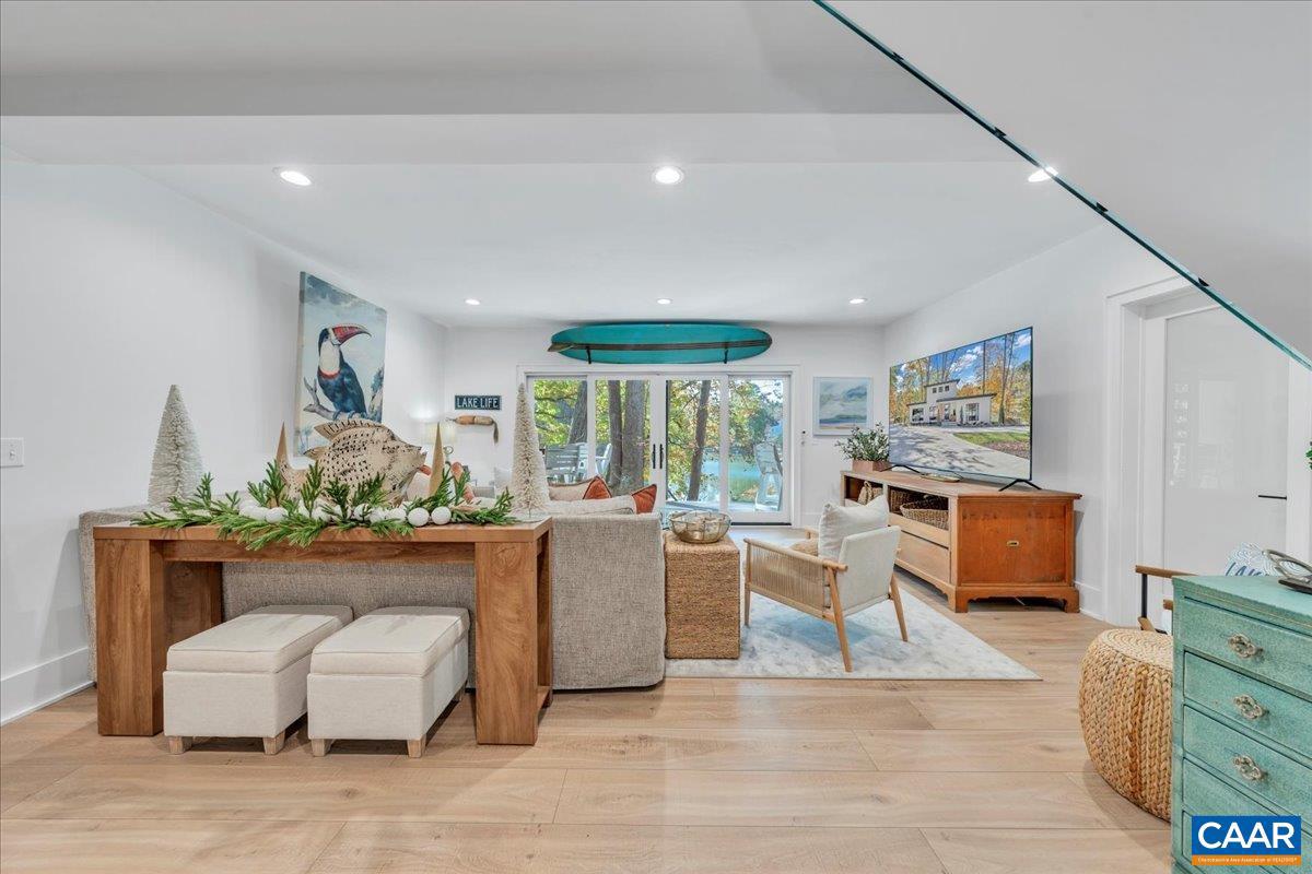 16358 MONETA RD, MONETA, Virginia 24121, 5 Bedrooms Bedrooms, ,3 BathroomsBathrooms,Residential,For sale,16358 MONETA RD,671614 MLS # 671614 16358 MONETA RD, MONETA, Virginia 24121, 5 Bedrooms Bedrooms, ,3 BathroomsBathrooms,Residential,For sale,16358 MONETA RD,671614 MLS # 671614