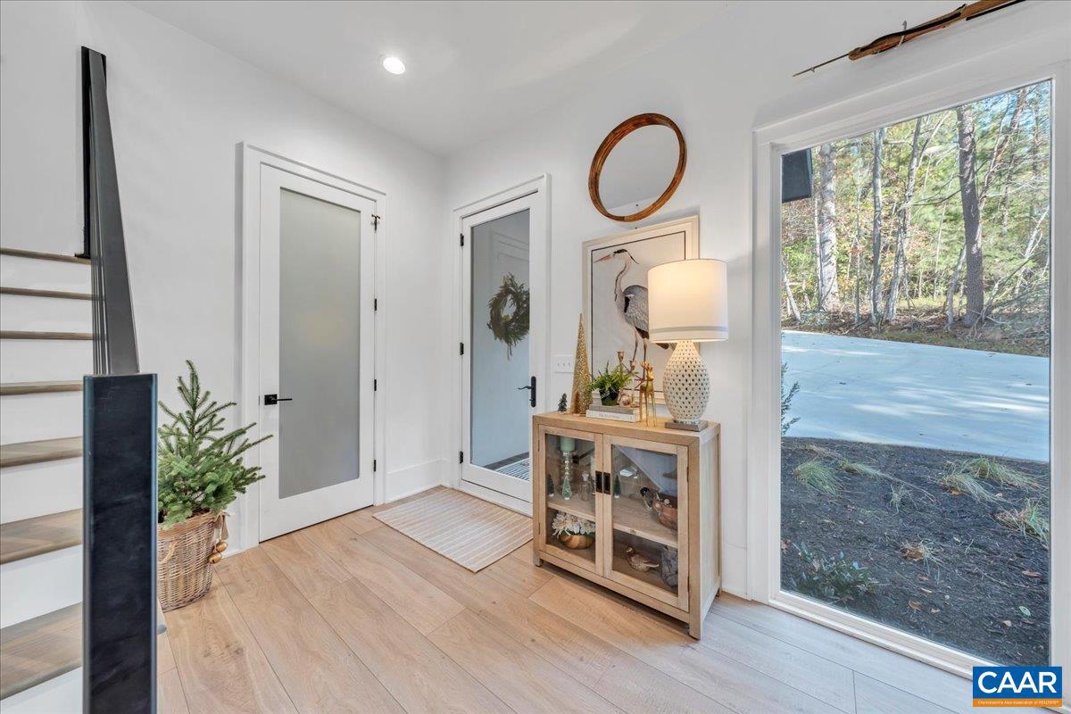 16358 MONETA RD, MONETA, Virginia 24121, 5 Bedrooms Bedrooms, ,3 BathroomsBathrooms,Residential,For sale,16358 MONETA RD,671614 MLS # 671614 16358 MONETA RD, MONETA, Virginia 24121, 5 Bedrooms Bedrooms, ,3 BathroomsBathrooms,Residential,For sale,16358 MONETA RD,671614 MLS # 671614