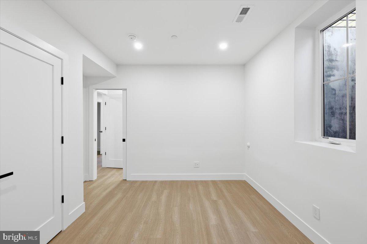 1237 FRANKLIN ST NE, WASHINGTON, District Of Columbia 20017, 6 Bedrooms Bedrooms, ,5 BathroomsBathrooms,Residential,For sale,1237 FRANKLIN ST NE,DCDC2233884 MLS # DCDC2233884