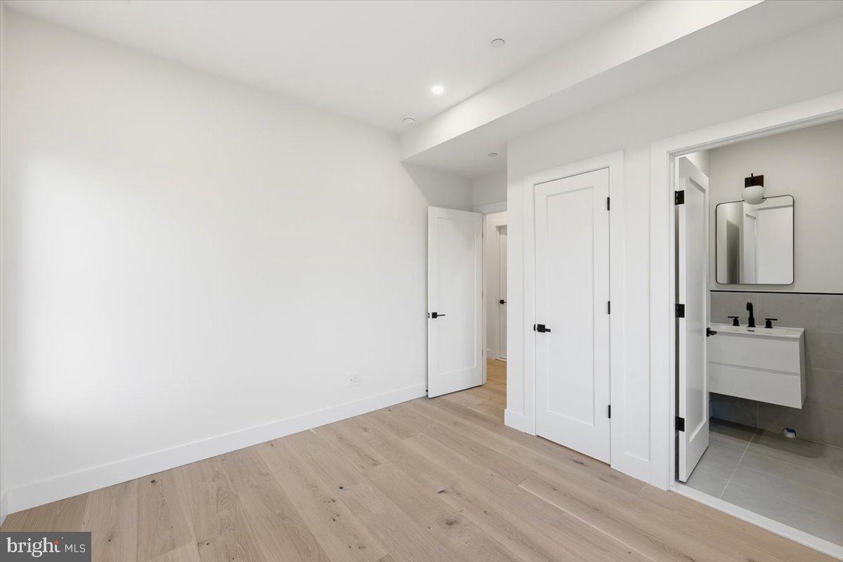 1237 FRANKLIN ST NE, WASHINGTON, District Of Columbia 20017, 6 Bedrooms Bedrooms, ,5 BathroomsBathrooms,Residential,For sale,1237 FRANKLIN ST NE,DCDC2233884 MLS # DCDC2233884