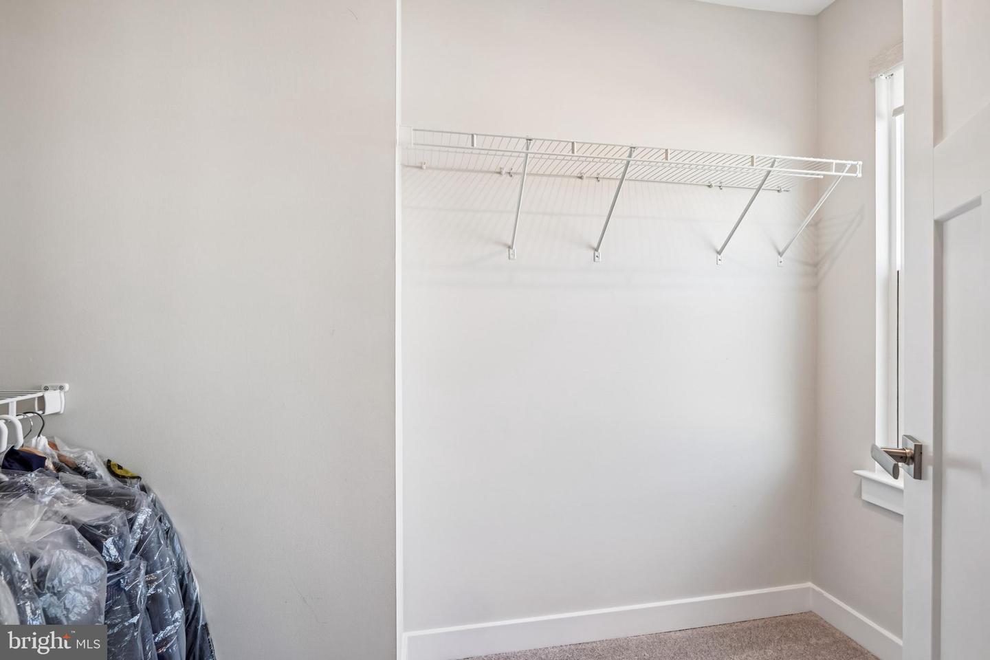 7531 MINT SPRINGS CT, MANASSAS, Virginia 20109, 4 Bedrooms Bedrooms, ,3 BathroomsBathrooms,Residential,For sale,7531 MINT SPRINGS CT,VAPW2108642 MLS # VAPW2108642