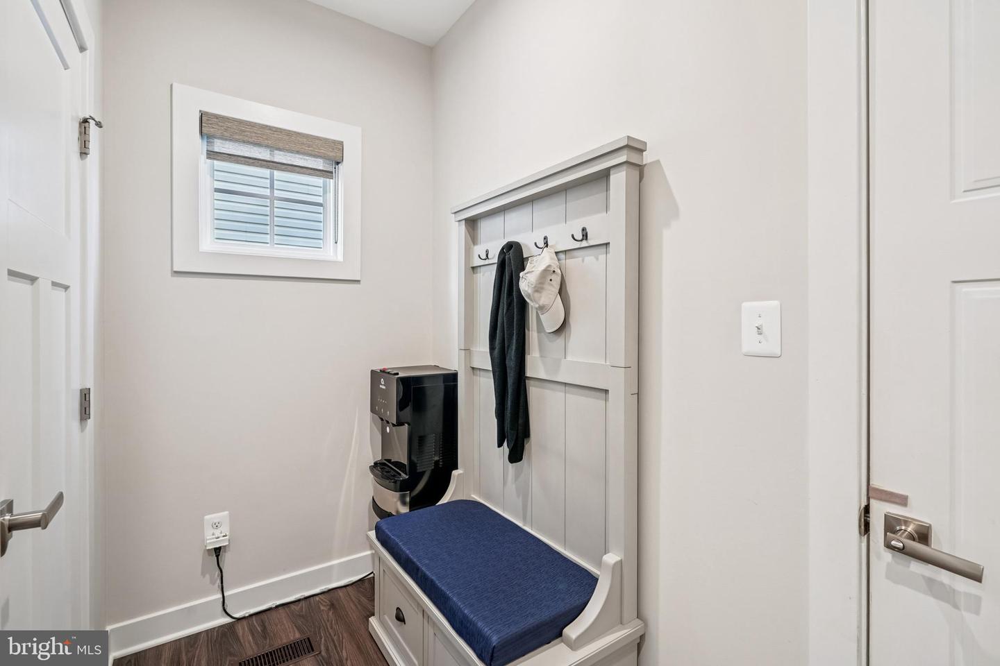 7531 MINT SPRINGS CT, MANASSAS, Virginia 20109, 4 Bedrooms Bedrooms, ,3 BathroomsBathrooms,Residential,For sale,7531 MINT SPRINGS CT,VAPW2108642 MLS # VAPW2108642