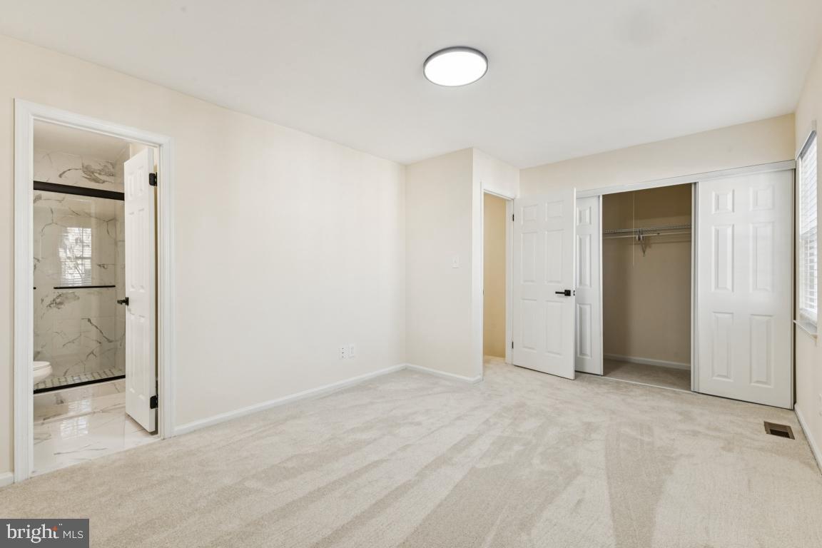 13723 AUTUMN VALE CT, CHANTILLY, Virginia 20151, 3 Bedrooms Bedrooms, ,2 BathroomsBathrooms,Residential,For sale,13723 AUTUMN VALE CT,VAFX2281538 MLS # VAFX2281538