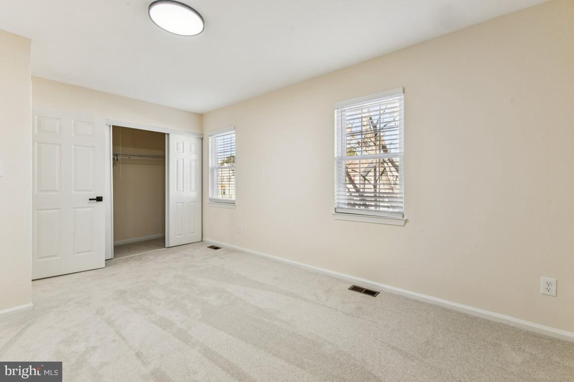 13723 AUTUMN VALE CT, CHANTILLY, Virginia 20151, 3 Bedrooms Bedrooms, ,2 BathroomsBathrooms,Residential,For sale,13723 AUTUMN VALE CT,VAFX2281538 MLS # VAFX2281538