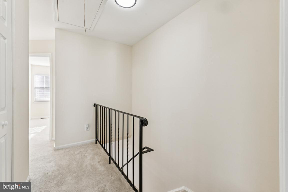 13723 AUTUMN VALE CT, CHANTILLY, Virginia 20151, 3 Bedrooms Bedrooms, ,2 BathroomsBathrooms,Residential,For sale,13723 AUTUMN VALE CT,VAFX2281538 MLS # VAFX2281538