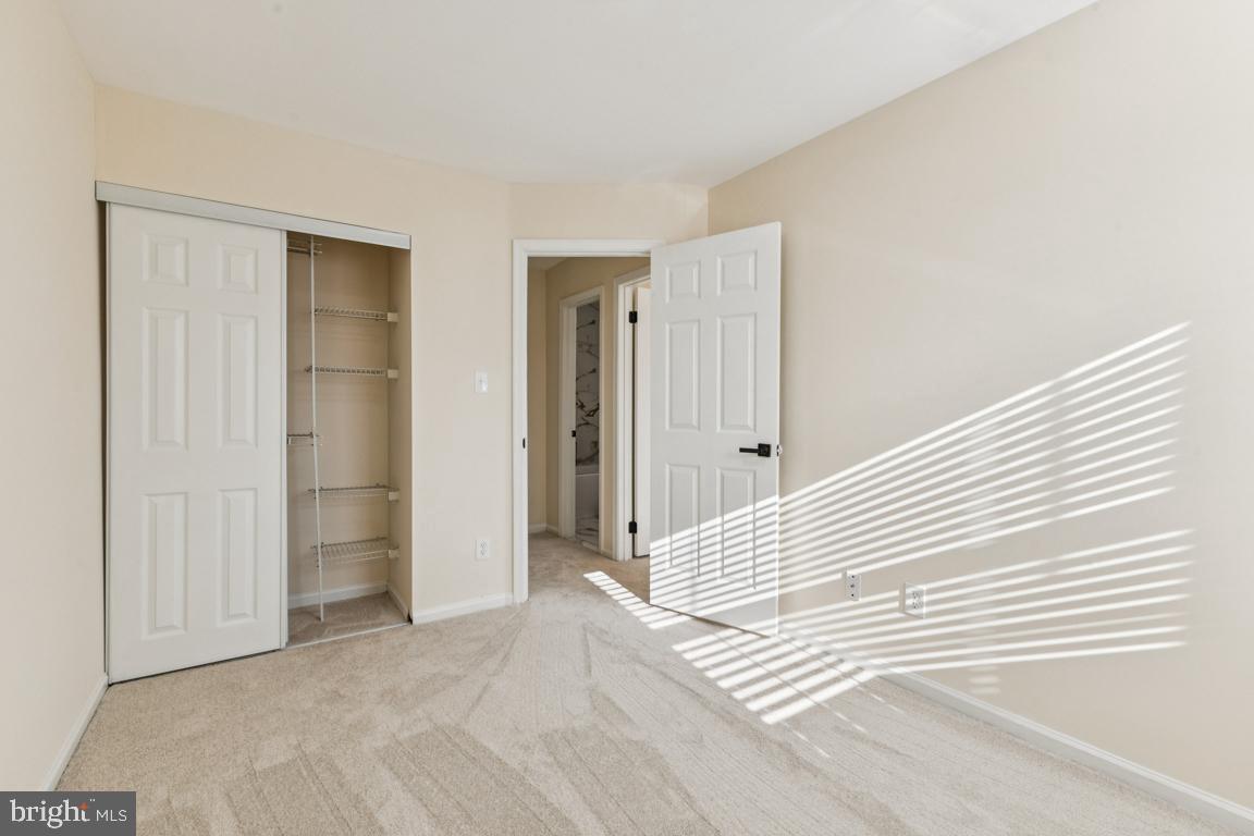 13723 AUTUMN VALE CT, CHANTILLY, Virginia 20151, 3 Bedrooms Bedrooms, ,2 BathroomsBathrooms,Residential,For sale,13723 AUTUMN VALE CT,VAFX2281538 MLS # VAFX2281538