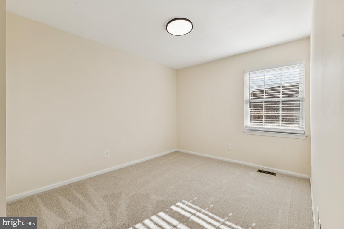 13723 AUTUMN VALE CT, CHANTILLY, Virginia 20151, 3 Bedrooms Bedrooms, ,2 BathroomsBathrooms,Residential,For sale,13723 AUTUMN VALE CT,VAFX2281538 MLS # VAFX2281538