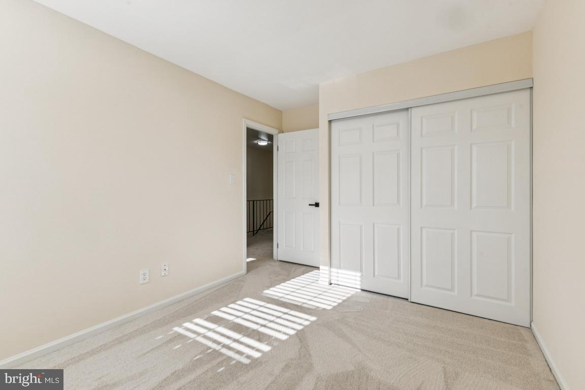 13723 AUTUMN VALE CT, CHANTILLY, Virginia 20151, 3 Bedrooms Bedrooms, ,2 BathroomsBathrooms,Residential,For sale,13723 AUTUMN VALE CT,VAFX2281538 MLS # VAFX2281538