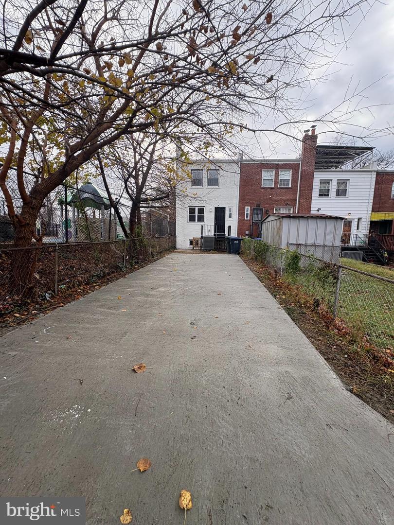 2325 14TH ST NE, WASHINGTON, District Of Columbia 20018, 4 Bedrooms Bedrooms, ,2 BathroomsBathrooms,Residential,For sale,2325 14TH ST NE,DCDC2233942 MLS # DCDC2233942