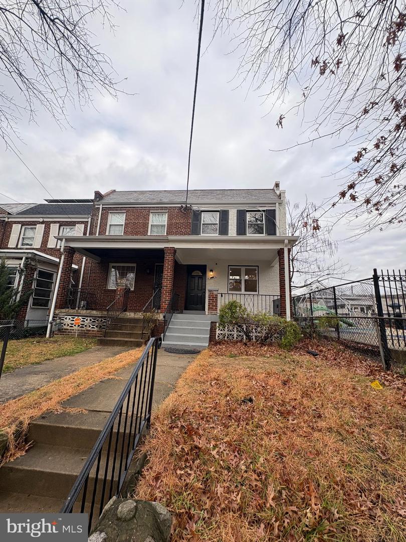 2325 14TH ST NE, WASHINGTON, District Of Columbia 20018, 4 Bedrooms Bedrooms, ,2 BathroomsBathrooms,Residential,For sale,2325 14TH ST NE,DCDC2233942 MLS # DCDC2233942