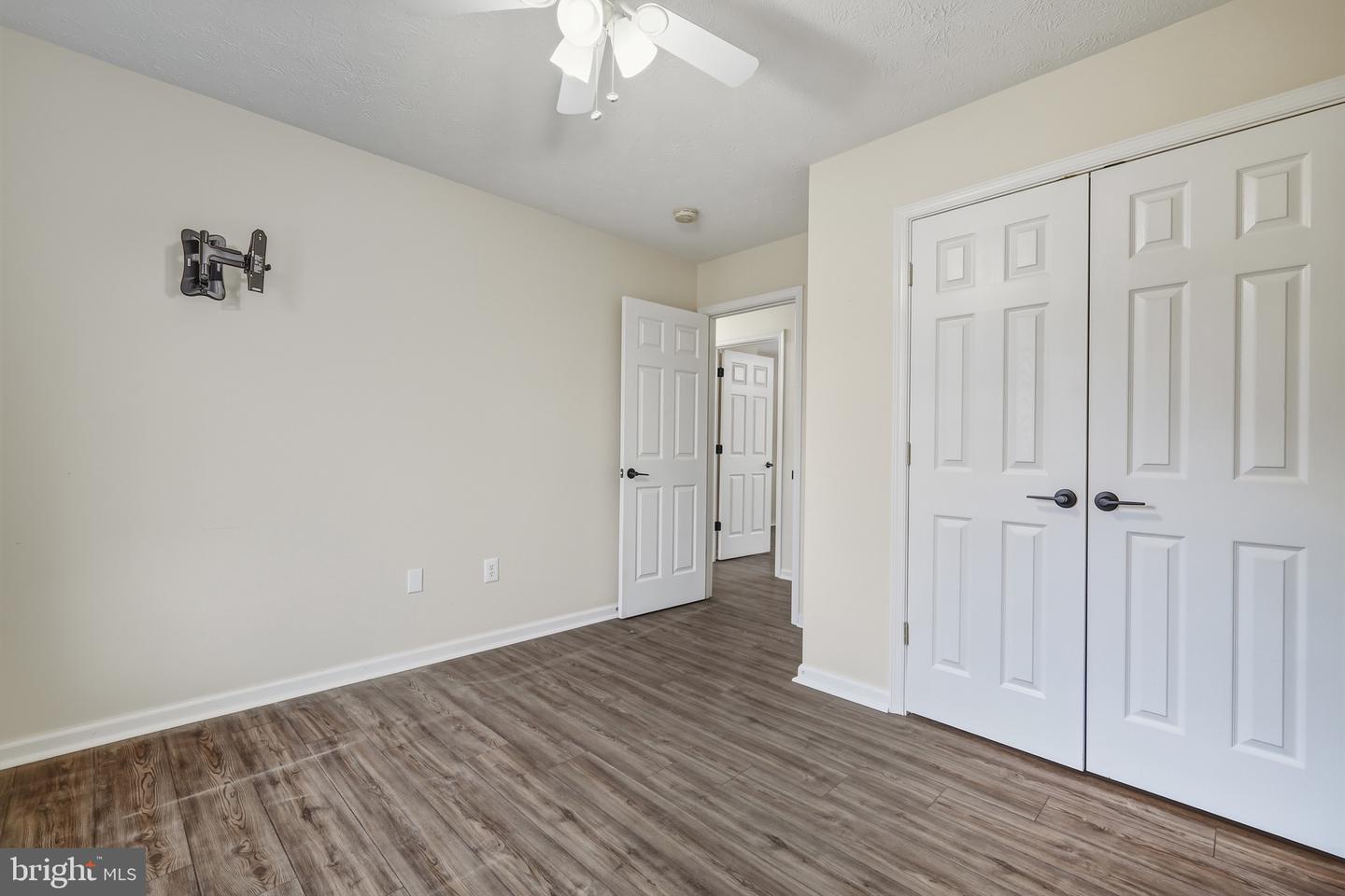 112 WALKER FARM DR, FRONT ROYAL, Virginia 22630, 3 Bedrooms Bedrooms, 10 Rooms Rooms,2 BathroomsBathrooms,Residential,For sale,112 WALKER FARM DR,VAWR2012904 MLS # VAWR2012904