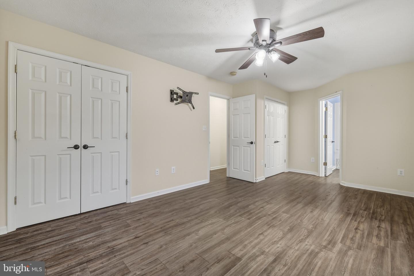 112 WALKER FARM DR, FRONT ROYAL, Virginia 22630, 3 Bedrooms Bedrooms, 10 Rooms Rooms,2 BathroomsBathrooms,Residential,For sale,112 WALKER FARM DR,VAWR2012904 MLS # VAWR2012904