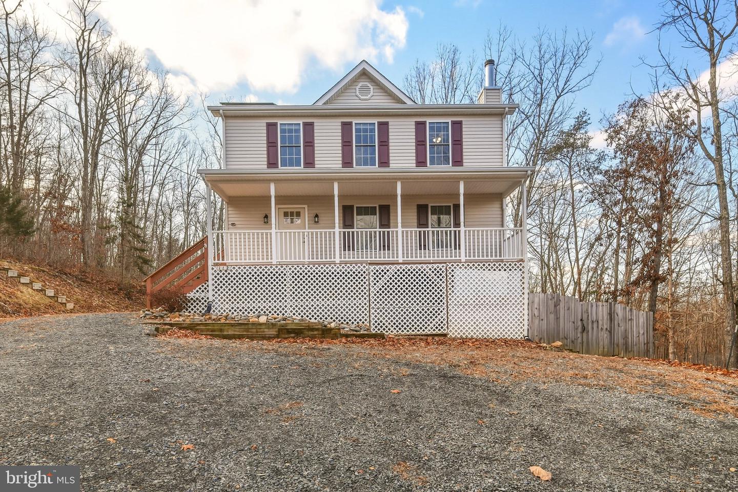 112 WALKER FARM DR, FRONT ROYAL, Virginia 22630, 3 Bedrooms Bedrooms, 10 Rooms Rooms,2 BathroomsBathrooms,Residential,For sale,112 WALKER FARM DR,VAWR2012904 MLS # VAWR2012904