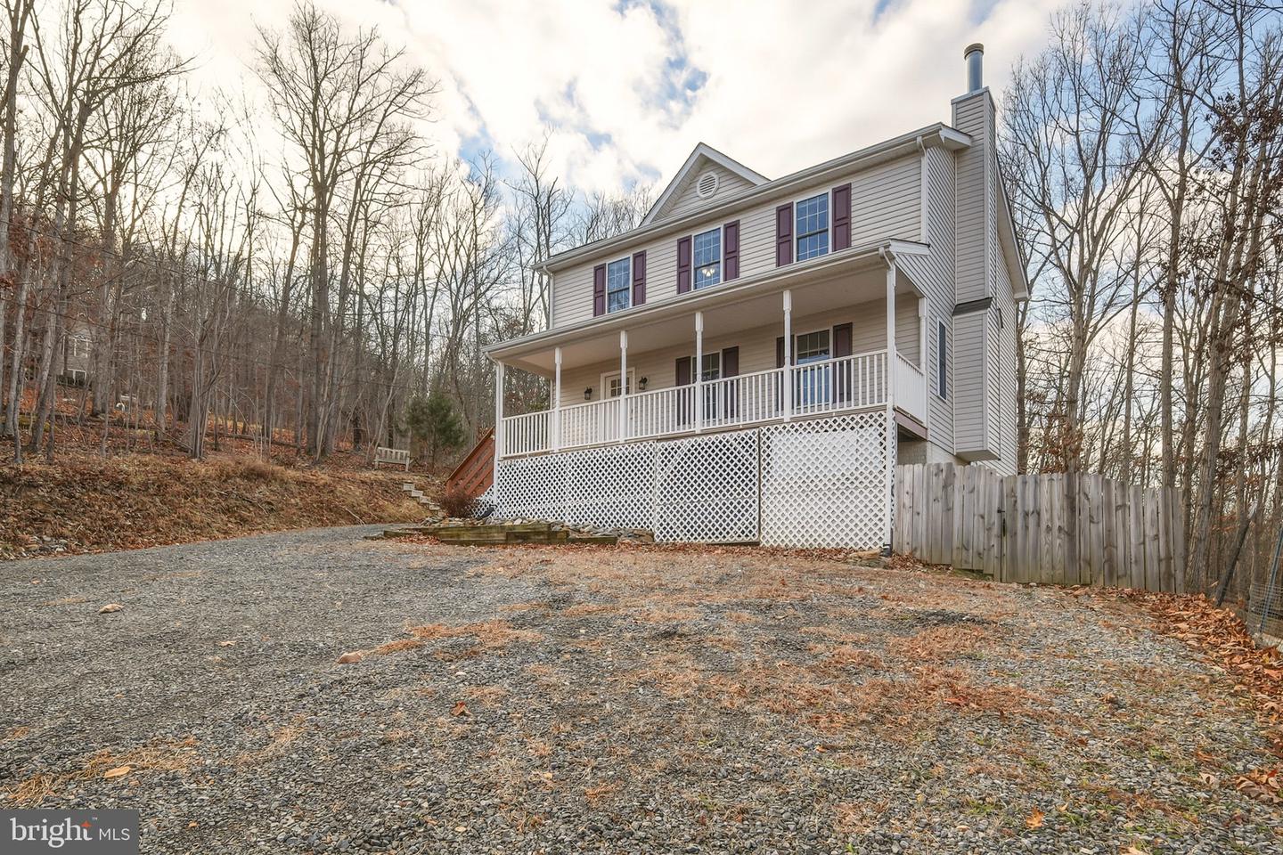 112 WALKER FARM DR, FRONT ROYAL, Virginia 22630, 3 Bedrooms Bedrooms, 10 Rooms Rooms,2 BathroomsBathrooms,Residential,For sale,112 WALKER FARM DR,VAWR2012904 MLS # VAWR2012904