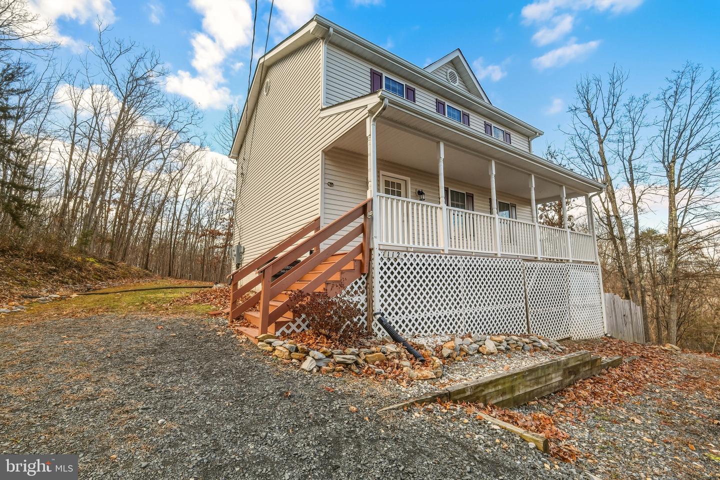 112 WALKER FARM DR, FRONT ROYAL, Virginia 22630, 3 Bedrooms Bedrooms, 10 Rooms Rooms,2 BathroomsBathrooms,Residential,For sale,112 WALKER FARM DR,VAWR2012904 MLS # VAWR2012904