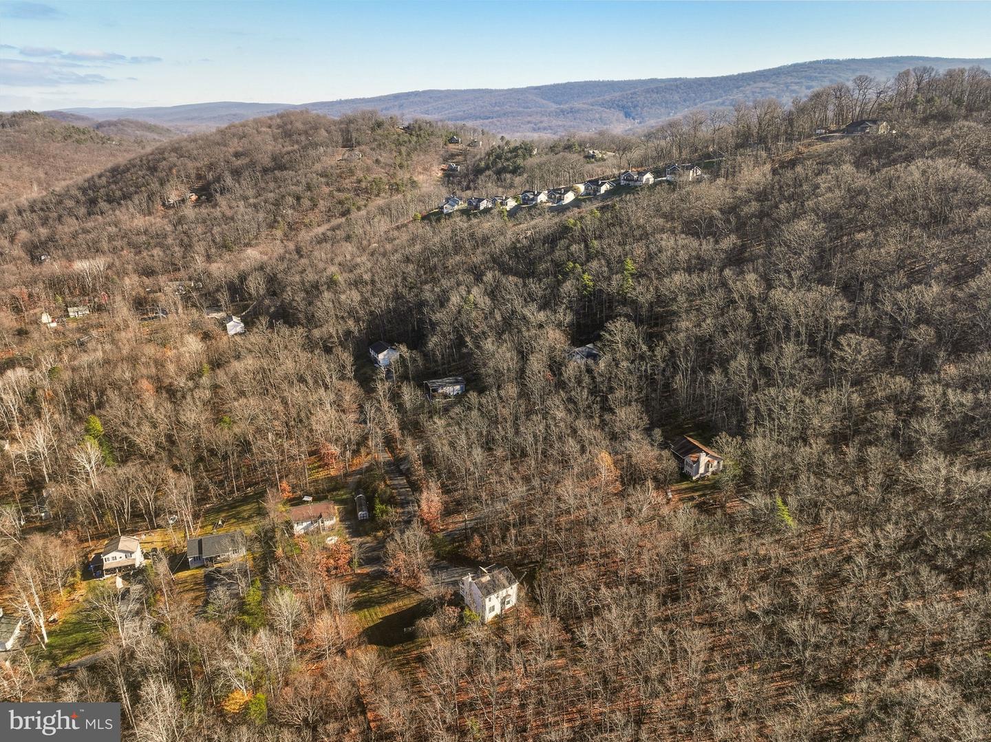 112 WALKER FARM DR, FRONT ROYAL, Virginia 22630, 3 Bedrooms Bedrooms, 10 Rooms Rooms,2 BathroomsBathrooms,Residential,For sale,112 WALKER FARM DR,VAWR2012904 MLS # VAWR2012904