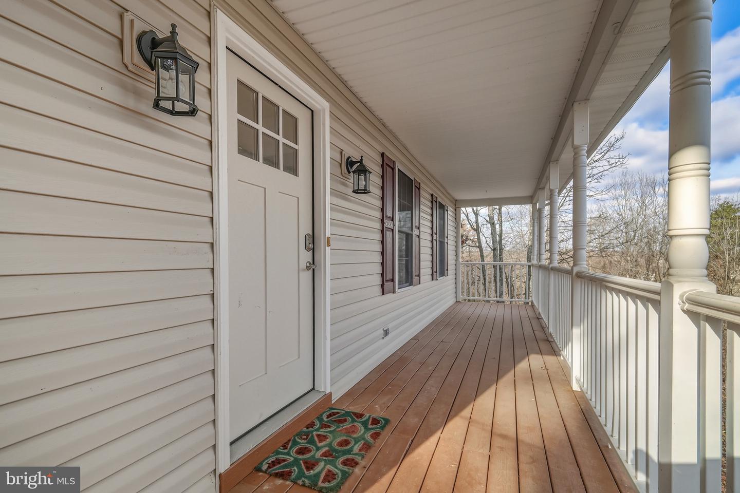 112 WALKER FARM DR, FRONT ROYAL, Virginia 22630, 3 Bedrooms Bedrooms, 10 Rooms Rooms,2 BathroomsBathrooms,Residential,For sale,112 WALKER FARM DR,VAWR2012904 MLS # VAWR2012904