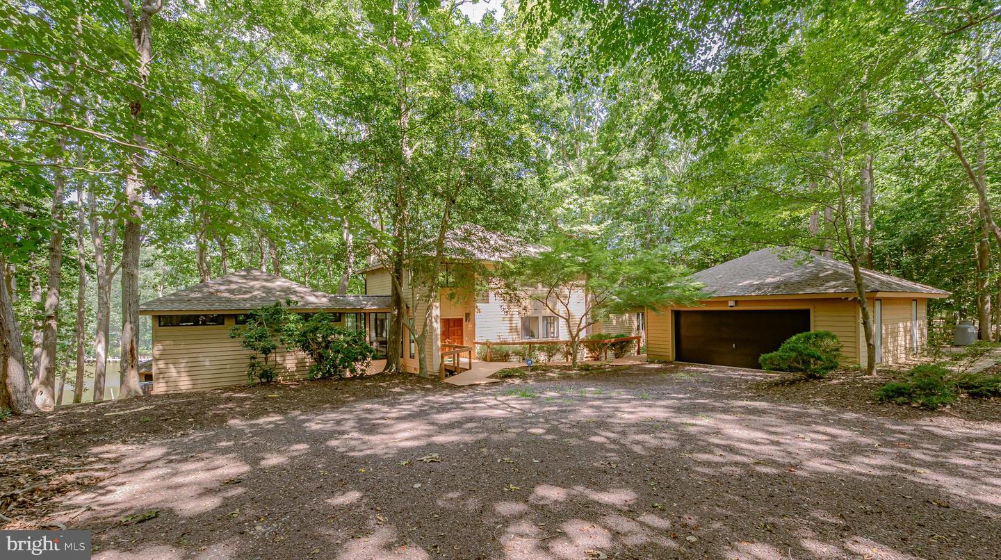 941 WILTON COVES DR, HARTFIELD, Virginia 23071, 7 Bedrooms Bedrooms, 7 Rooms Rooms,5 BathroomsBathrooms,Residential,For sale,941 WILTON COVES DR,VAMX2000272 MLS # VAMX2000272