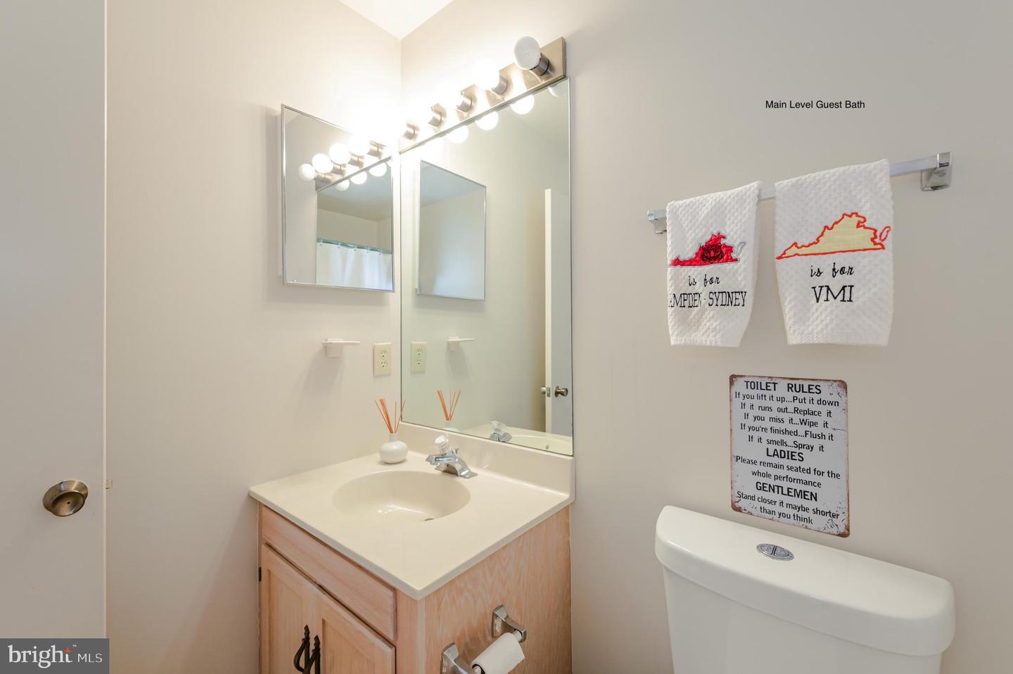 941 WILTON COVES DR, HARTFIELD, Virginia 23071, 7 Bedrooms Bedrooms, 7 Rooms Rooms,5 BathroomsBathrooms,Residential,For sale,941 WILTON COVES DR,VAMX2000272 MLS # VAMX2000272