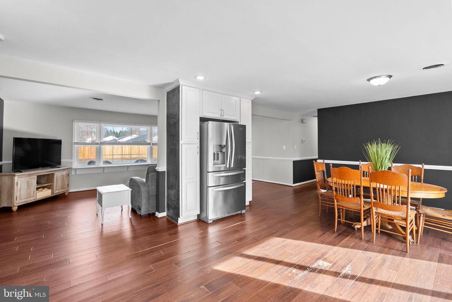 204 REDWOOD, FREDERICKSBURG, Virginia 22408, 3 Bedrooms Bedrooms, 5 Rooms Rooms,2 BathroomsBathrooms,Residential,For sale,204 REDWOOD,VASP2037994 MLS # VASP2037994