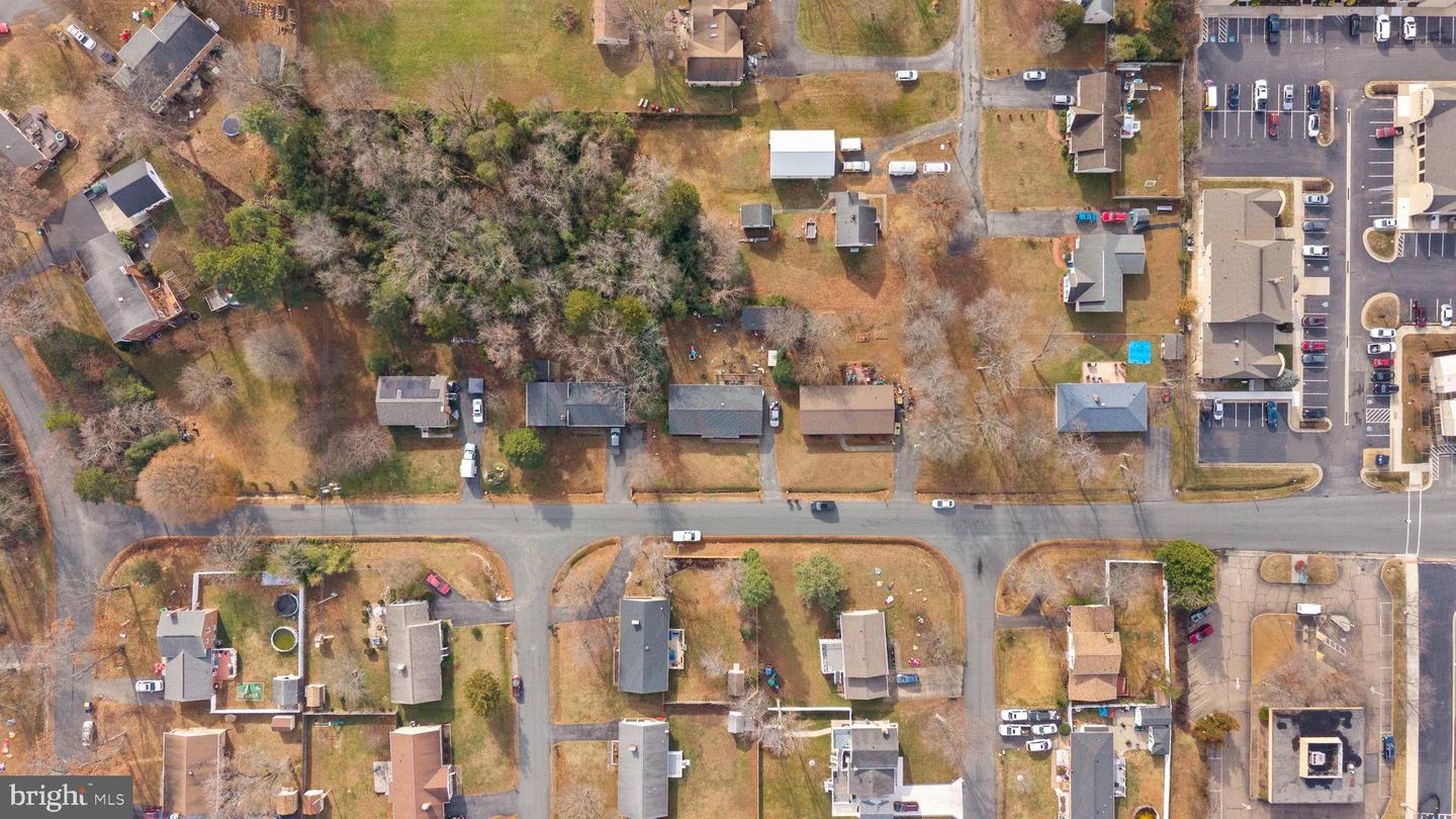 204 REDWOOD, FREDERICKSBURG, Virginia 22408, 3 Bedrooms Bedrooms, 5 Rooms Rooms,2 BathroomsBathrooms,Residential,For sale,204 REDWOOD,VASP2037994 MLS # VASP2037994