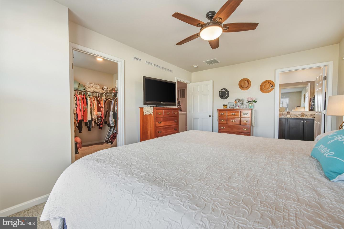 151 COLLEGE DR, LURAY, Virginia 22835, 3 Bedrooms Bedrooms, ,2 BathroomsBathrooms,Residential,For sale,151 COLLEGE DR,VAPA2005706 MLS # VAPA2005706