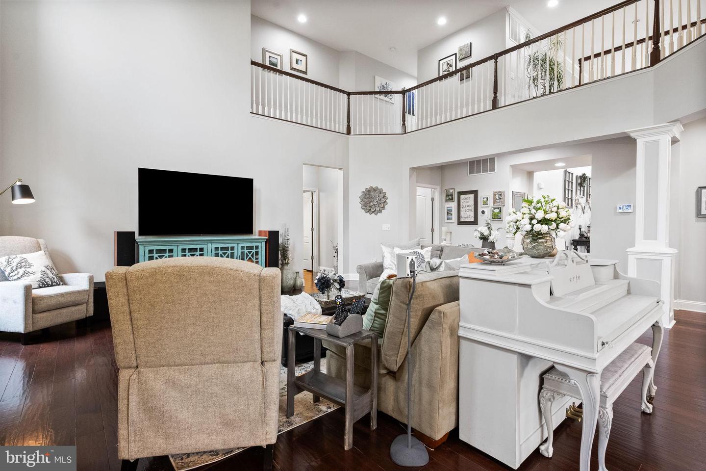 24469 ISLAND POOL CT, ALDIE, Virginia 20105, 5 Bedrooms Bedrooms, 19 Rooms Rooms,3 BathroomsBathrooms,Residential,For sale,24469 ISLAND POOL CT,VALO2111994 MLS # VALO2111994 24469 ISLAND POOL CT, ALDIE, Virginia 20105, 5 Bedrooms Bedrooms, 19 Rooms Rooms,3 BathroomsBathrooms,Residential,For sale,24469 ISLAND POOL CT,VALO2111994 MLS # VALO2111994