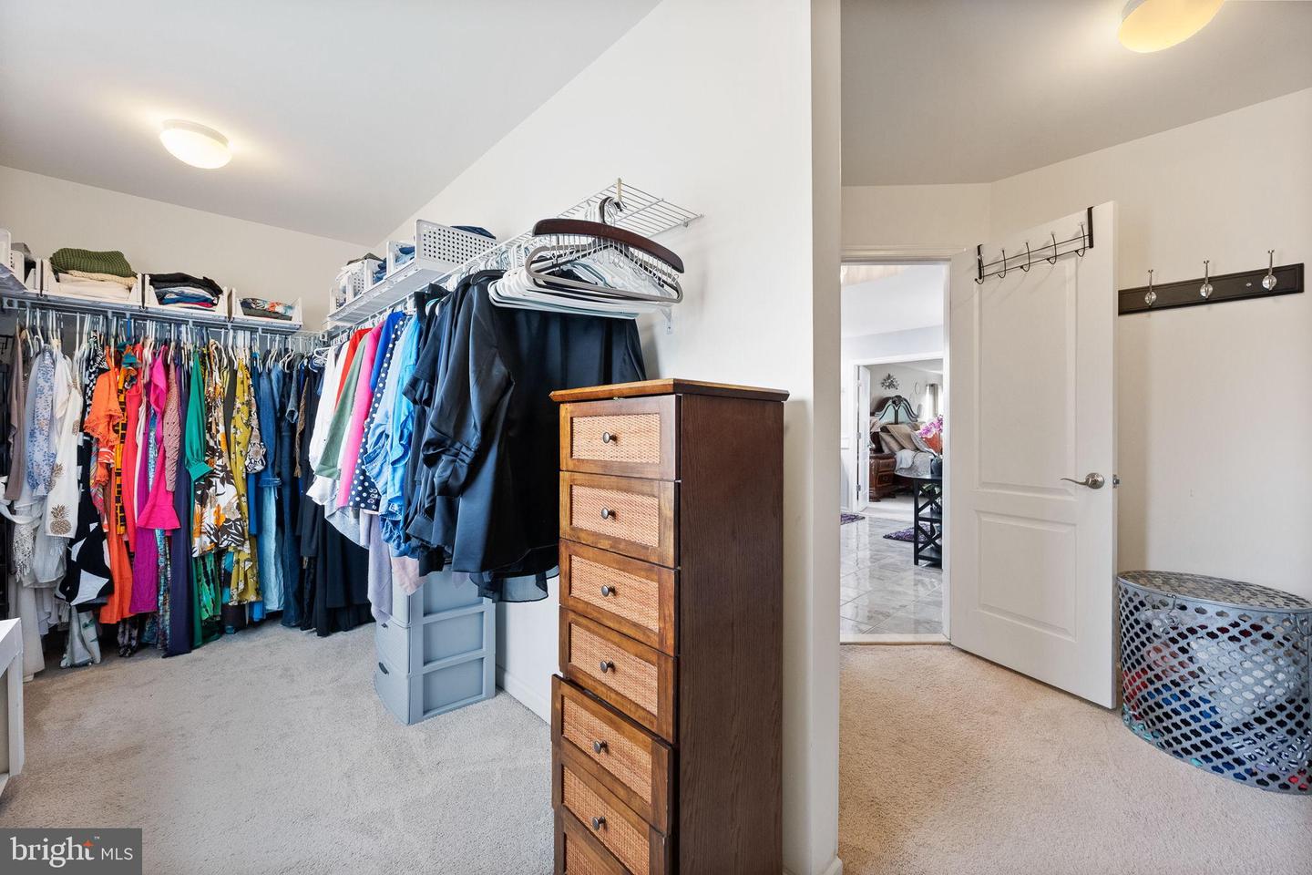 24469 ISLAND POOL CT, ALDIE, Virginia 20105, 5 Bedrooms Bedrooms, 19 Rooms Rooms,3 BathroomsBathrooms,Residential,For sale,24469 ISLAND POOL CT,VALO2111994 MLS # VALO2111994 24469 ISLAND POOL CT, ALDIE, Virginia 20105, 5 Bedrooms Bedrooms, 19 Rooms Rooms,3 BathroomsBathrooms,Residential,For sale,24469 ISLAND POOL CT,VALO2111994 MLS # VALO2111994