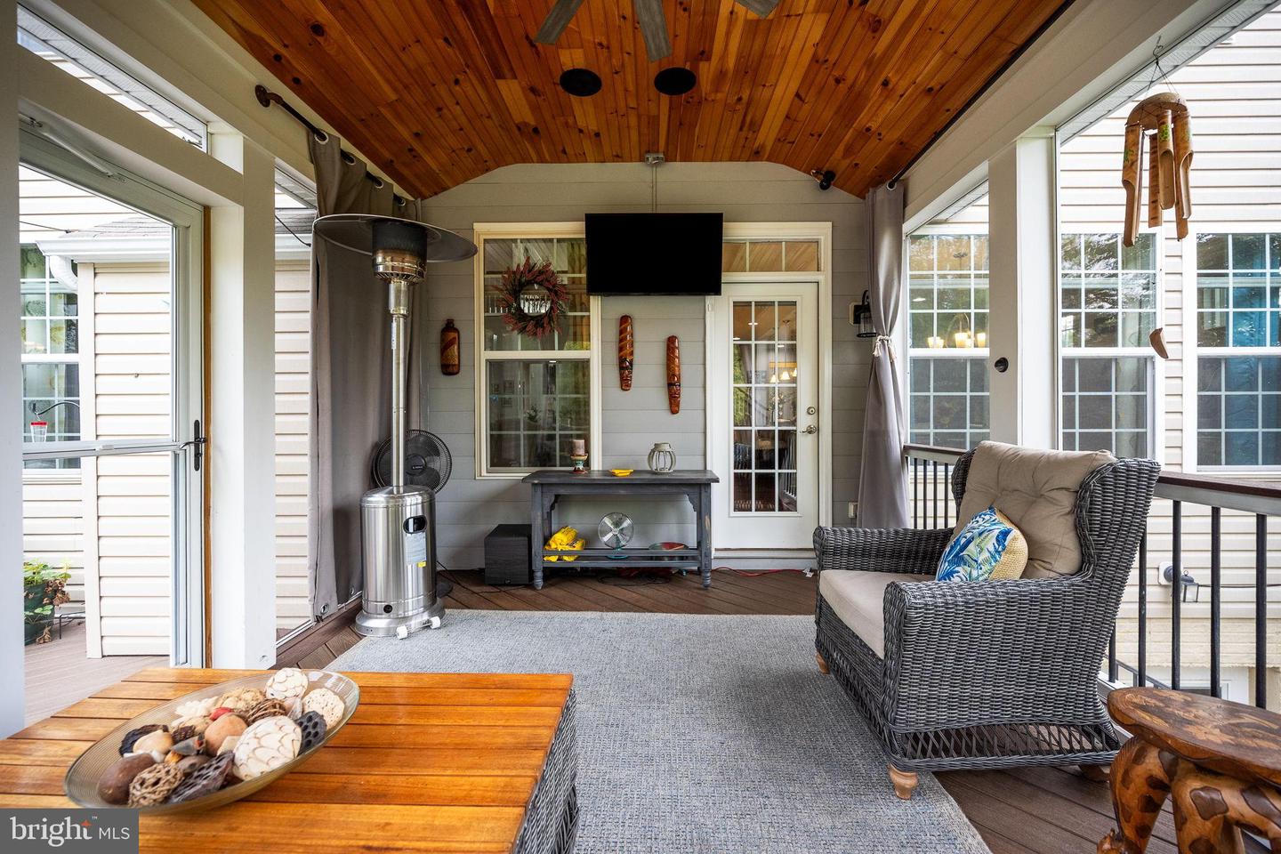 24469 ISLAND POOL CT, ALDIE, Virginia 20105, 5 Bedrooms Bedrooms, 19 Rooms Rooms,3 BathroomsBathrooms,Residential,For sale,24469 ISLAND POOL CT,VALO2111994 MLS # VALO2111994 24469 ISLAND POOL CT, ALDIE, Virginia 20105, 5 Bedrooms Bedrooms, 19 Rooms Rooms,3 BathroomsBathrooms,Residential,For sale,24469 ISLAND POOL CT,VALO2111994 MLS # VALO2111994