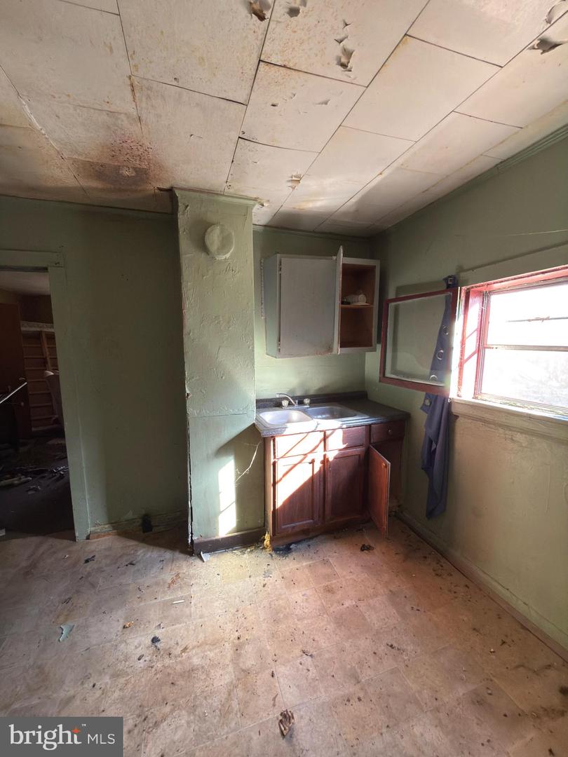 1014 GRIGGS RD, MARTINSVILLE, Virginia 24112, 3 Bedrooms Bedrooms, ,2 BathroomsBathrooms,Residential,For sale,1014 GRIGGS RD,VAHE2000042 MLS # VAHE2000042 1014 GRIGGS RD, MARTINSVILLE, Virginia 24112, 3 Bedrooms Bedrooms, ,2 BathroomsBathrooms,Residential,For sale,1014 GRIGGS RD,VAHE2000042 MLS # VAHE2000042