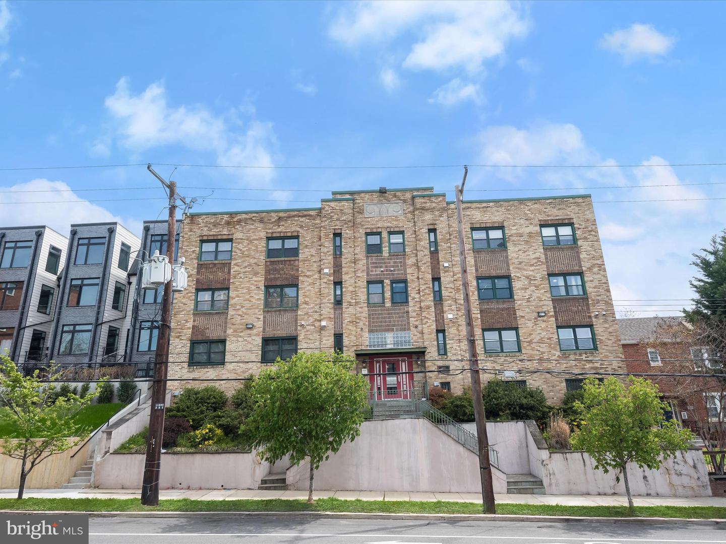 2615 4TH ST NE #303, WASHINGTON, District Of Columbia 20002, 1 Bedroom Bedrooms, ,1 BathroomBathrooms,Residential,For sale,2615 4TH ST NE #303,DCDC2233968 MLS # DCDC2233968