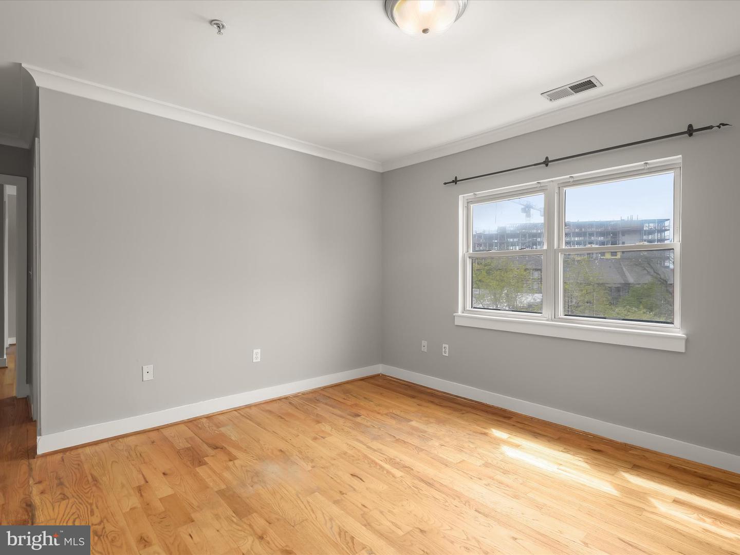 2615 4TH ST NE #303, WASHINGTON, District Of Columbia 20002, 1 Bedroom Bedrooms, ,1 BathroomBathrooms,Residential,For sale,2615 4TH ST NE #303,DCDC2233968 MLS # DCDC2233968