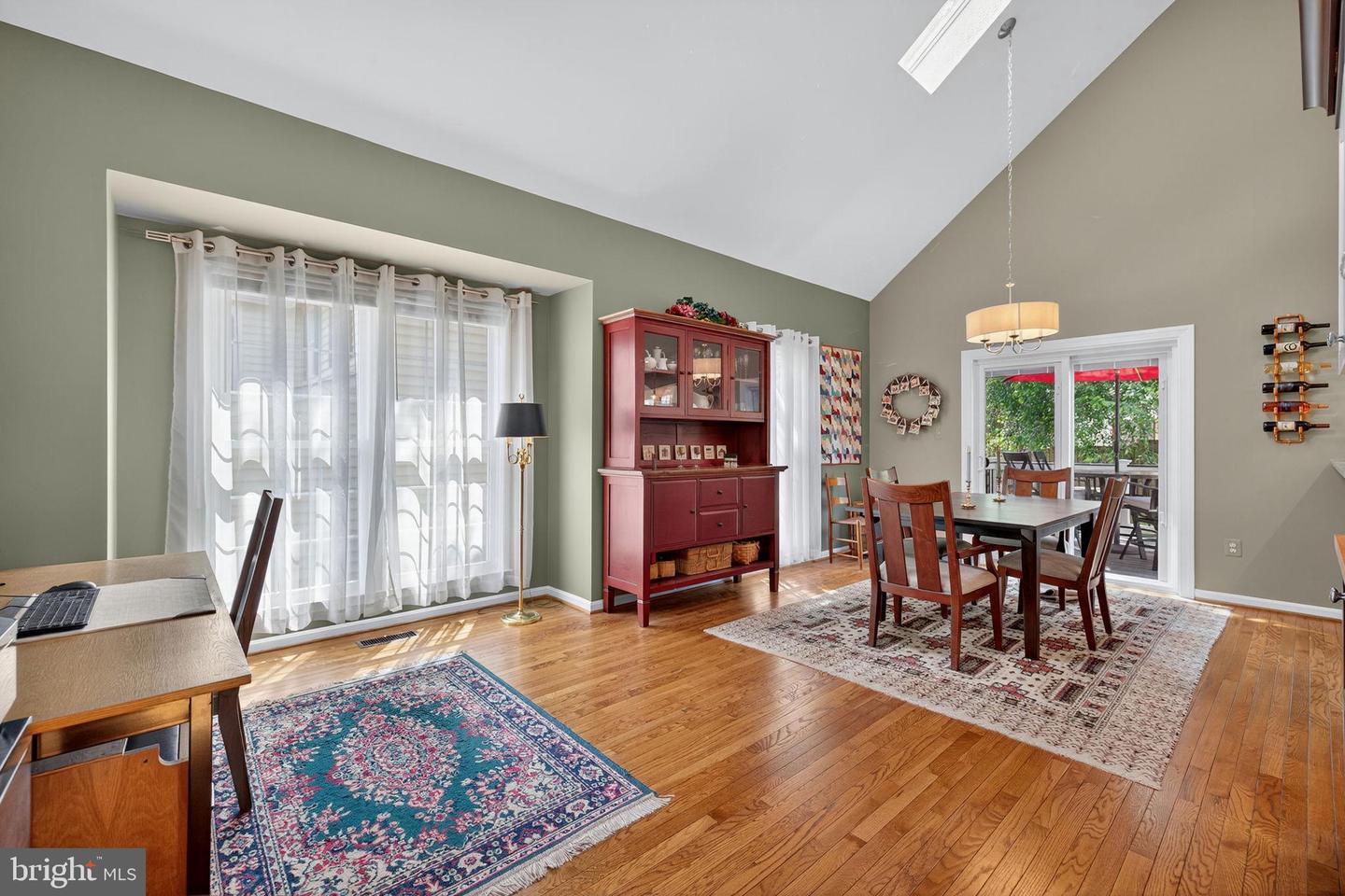 15 LINDEN HILL WAY SW, LEESBURG, Virginia 20175, 3 Bedrooms Bedrooms, ,3 BathroomsBathrooms,Residential,For sale,15 LINDEN HILL WAY SW,VALO2112008 MLS # VALO2112008