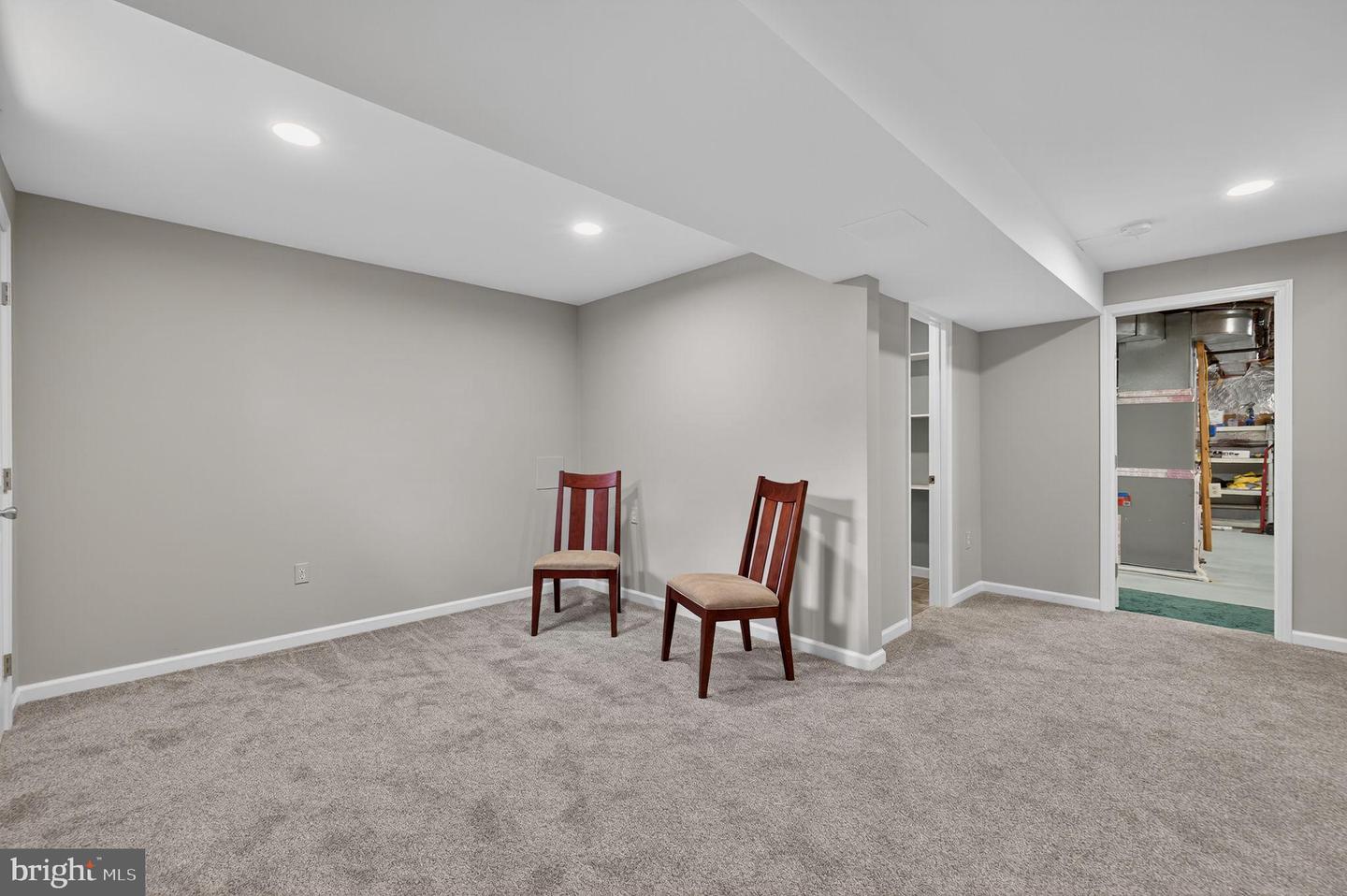 15 LINDEN HILL WAY SW, LEESBURG, Virginia 20175, 3 Bedrooms Bedrooms, ,3 BathroomsBathrooms,Residential,For sale,15 LINDEN HILL WAY SW,VALO2112008 MLS # VALO2112008