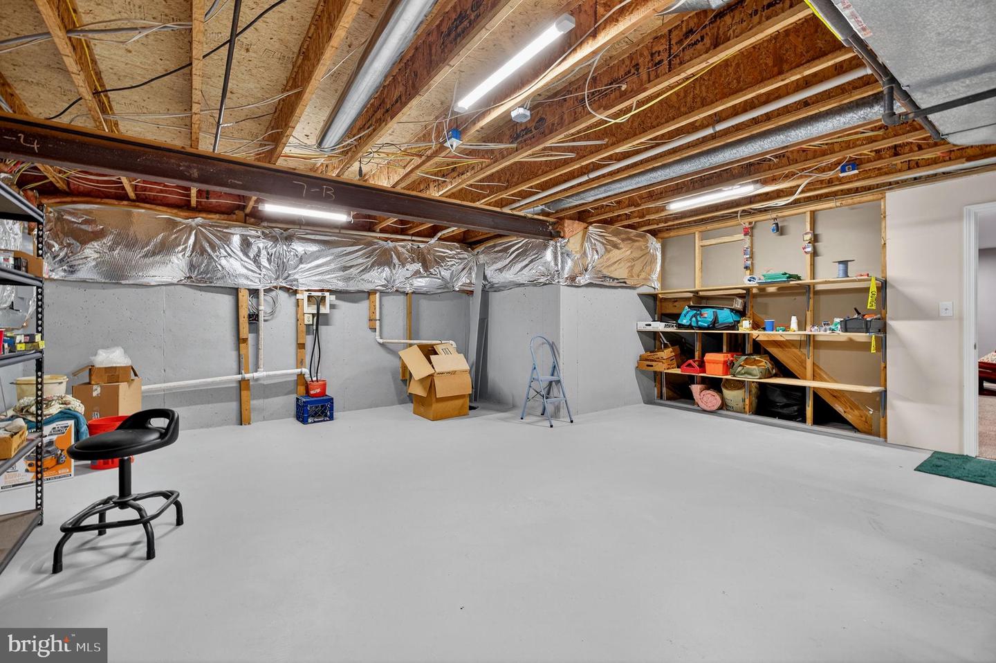 15 LINDEN HILL WAY SW, LEESBURG, Virginia 20175, 3 Bedrooms Bedrooms, ,3 BathroomsBathrooms,Residential,For sale,15 LINDEN HILL WAY SW,VALO2112008 MLS # VALO2112008