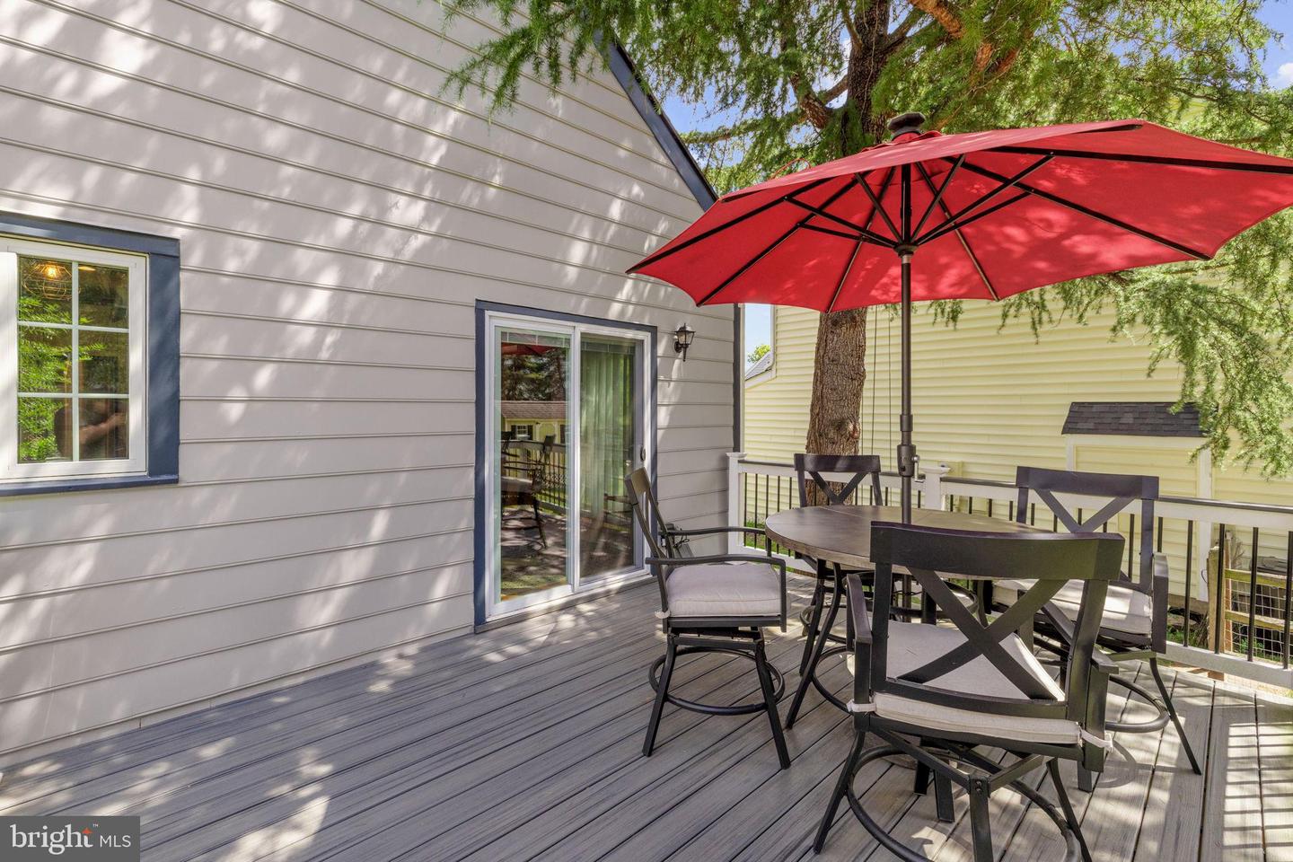 15 LINDEN HILL WAY SW, LEESBURG, Virginia 20175, 3 Bedrooms Bedrooms, ,3 BathroomsBathrooms,Residential,For sale,15 LINDEN HILL WAY SW,VALO2112008 MLS # VALO2112008