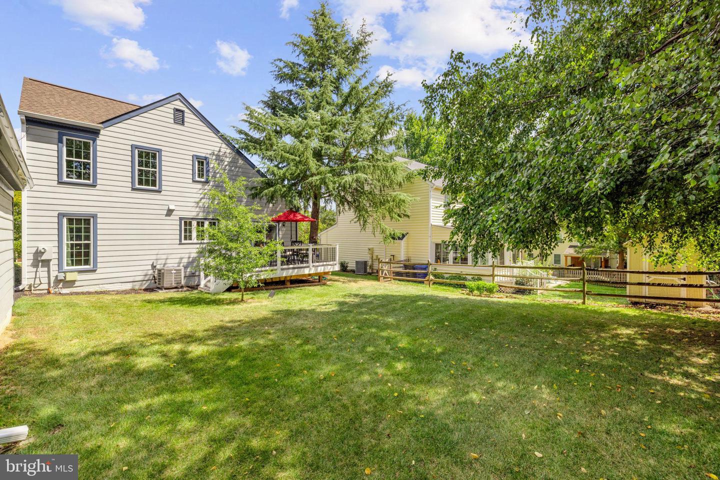 15 LINDEN HILL WAY SW, LEESBURG, Virginia 20175, 3 Bedrooms Bedrooms, ,3 BathroomsBathrooms,Residential,For sale,15 LINDEN HILL WAY SW,VALO2112008 MLS # VALO2112008