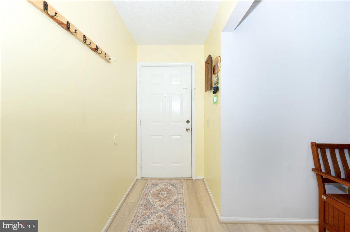 117 FORT EVANS RD SE #A, LEESBURG, Virginia 20175, 2 Bedrooms Bedrooms, ,2 BathroomsBathrooms,Residential,For sale,117 FORT EVANS RD SE #A,VALO2112010 MLS # VALO2112010